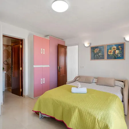 Holiday home Casa Tenades